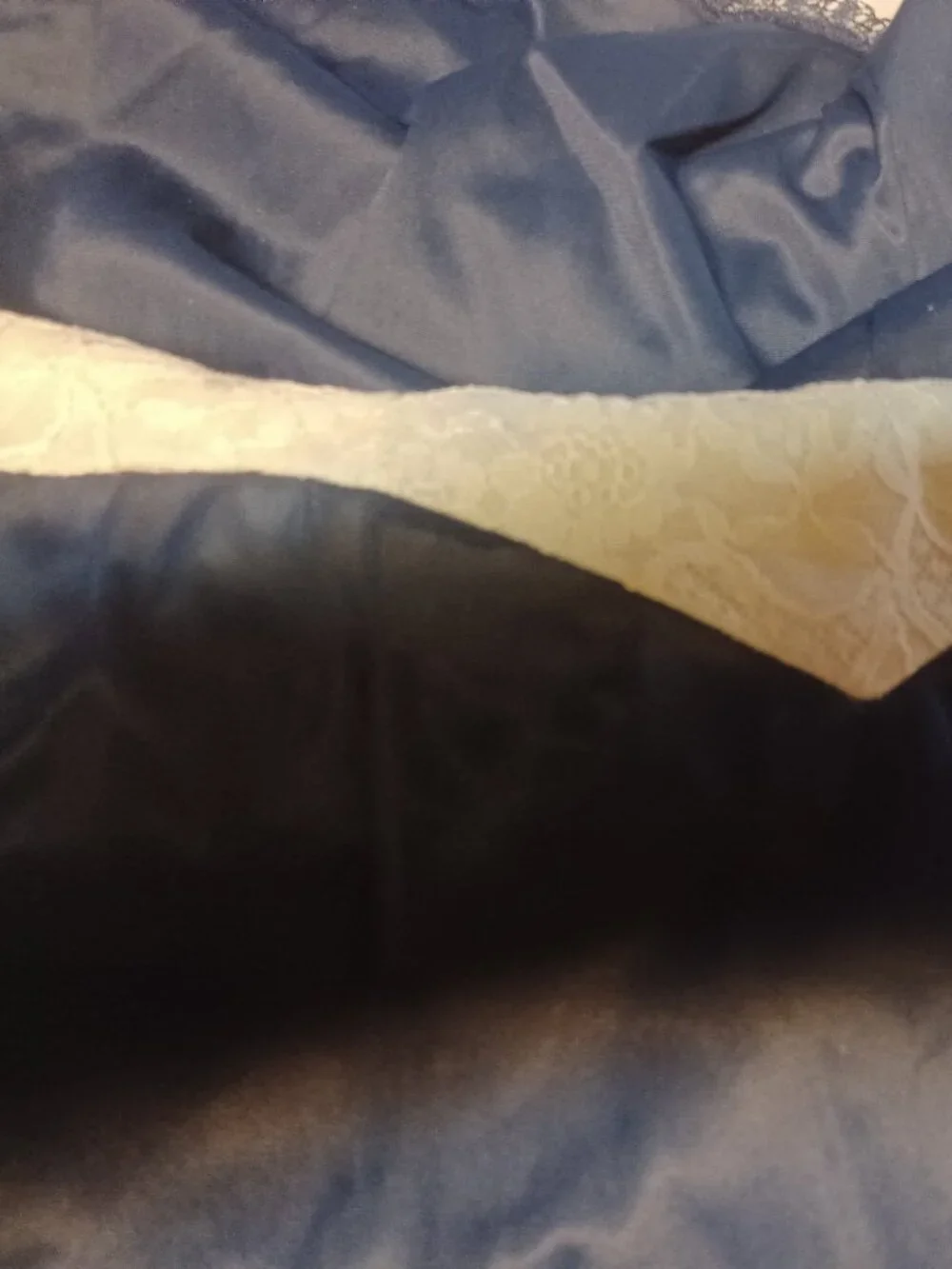 Vintage Vanity Fair Women's Full Slip SZ 32 Cream & Navy - Picture 6 of 9